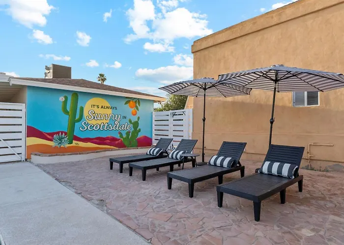 Remodeled Retreat Pool Hot Tub & Outdoor Fun Apartment *