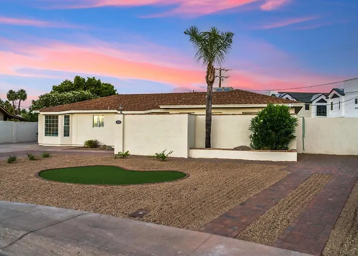 Remodeled Retreat Pool Hot Tub & Outdoor Fun *